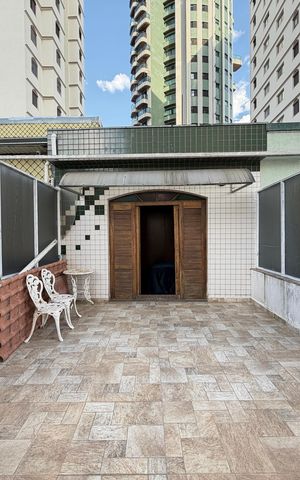 Casa à venda com 138m², 2 quartos e 2 vagasSacada Quarto 1