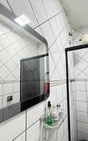 Casa à venda com 138m², 2 quartos e 2 vagasBanheiro