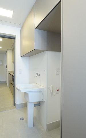 Apartamento para alugar com 147m², 3 quartos e 2 vagasÁrea de Serviço