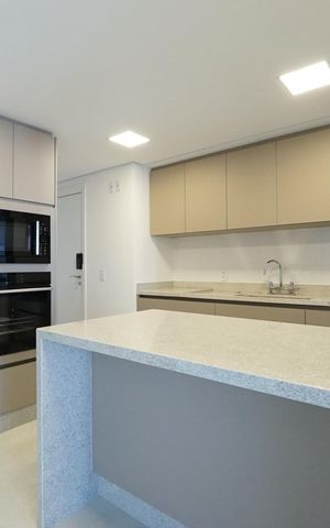 Apartamento para alugar com 147m², 3 quartos e 2 vagasCozinha