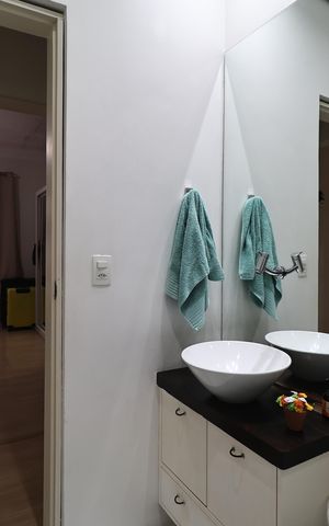 Casa à venda com 264m², 3 quartos e 3 vagas Casa à venda com 264m², 3 quartos e 3 vagasBanheiro