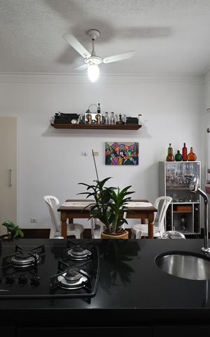 Casa à venda com 264m², 3 quartos e 3 vagas Casa à venda com 264m², 3 quartos e 3 vagasCozinha