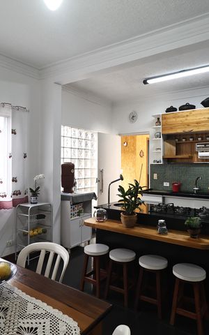 Casa à venda com 264m², 3 quartos e 3 vagas Casa à venda com 264m², 3 quartos e 3 vagasCozinha