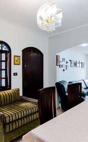 Casa à venda com 171m², 3 quartos e 4 vagasSala