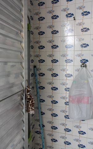Casa à venda com 130m², 2 quartos e 3 vagasBanheiro do quartinho