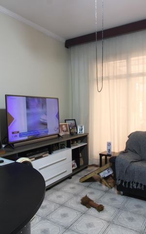 Casa à venda com 130m², 2 quartos e 3 vagasSala