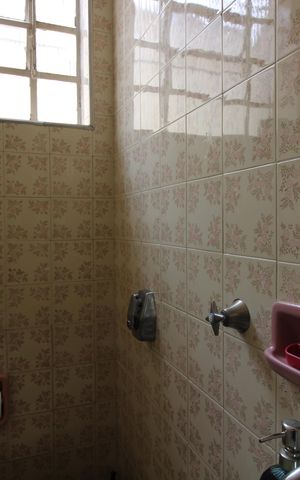 Casa à venda com 130m², 2 quartos e 3 vagasBanheiro 2