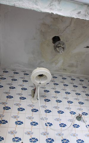 Casa à venda com 130m², 2 quartos e 3 vagasBanheiro do quartinho