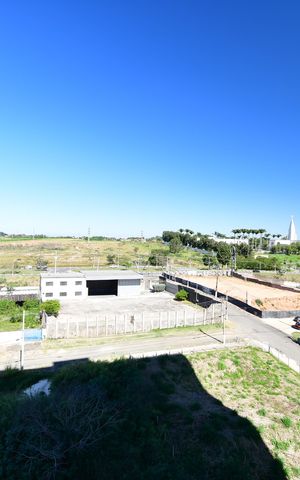 Apartamento para alugar com 44m², 2 quartos e 1 vaga Sala - Vista