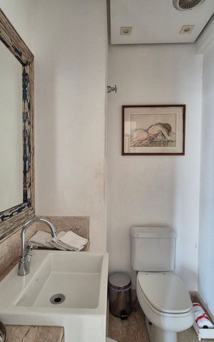 Apartamento à venda com 400m², 4 quartos e 6 vagas Apartamento à venda com 400m², 4 quartos e 6 vagasBanheiro