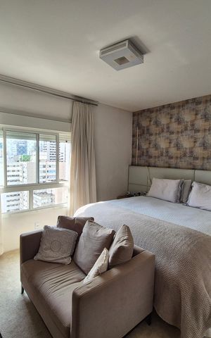 Apartamento à venda com 400m², 4 quartos e 6 vagas Apartamento à venda com 400m², 4 quartos e 6 vagasQuarto