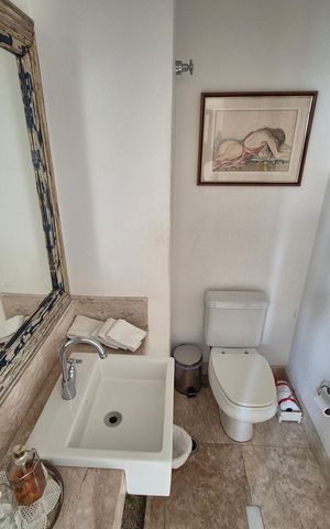 Apartamento à venda com 400m², 4 quartos e 6 vagas Apartamento à venda com 400m², 4 quartos e 6 vagasBanheiro