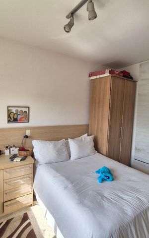 Apartamento à venda com 400m², 4 quartos e 6 vagas Apartamento à venda com 400m², 4 quartos e 6 vagasQuarto