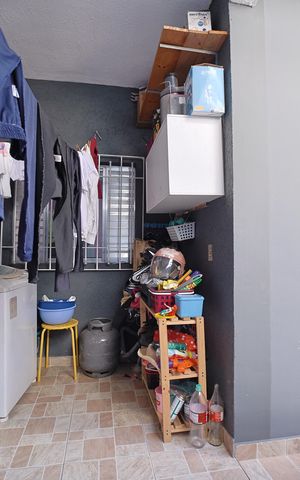 Casa à venda com 135m², 4 quartos e 3 vagasÁrea de Serviço 2