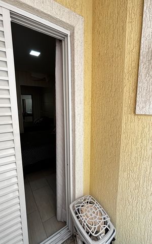 Apartamento à venda com 184m², 3 quartos e 4 vagas Apartamento à venda com 184m², 3 quartos e 4 vagasSuite Varanda