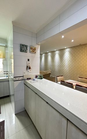 Apartamento à venda com 184m², 3 quartos e 4 vagas Apartamento à venda com 184m², 3 quartos e 4 vagasCozinha