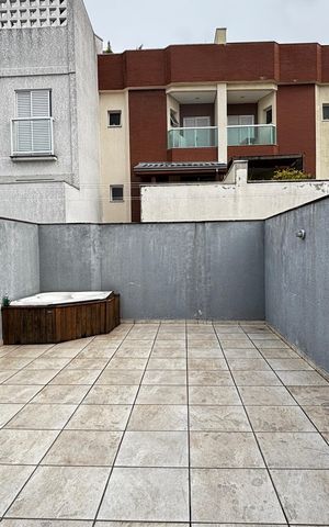 Apartamento à venda com 184m², 3 quartos e 4 vagas Apartamento à venda com 184m², 3 quartos e 4 vagasCobertura