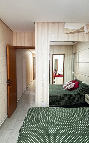 Apartamento à venda com 184m², 3 quartos e 4 vagas Apartamento à venda com 184m², 3 quartos e 4 vagasSuite