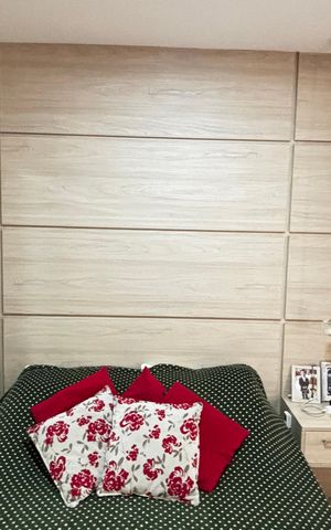 Apartamento à venda com 184m², 3 quartos e 4 vagas Apartamento à venda com 184m², 3 quartos e 4 vagasSuite
