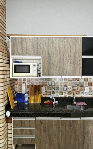 Apartamento à venda com 184m², 3 quartos e 4 vagas Apartamento à venda com 184m², 3 quartos e 4 vagasCobertura