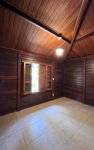 Apartamento à venda com 300m², 5 quartos e 4 vagas Apartamento à venda com 300m², 5 quartos e 4 vagasQuarto
