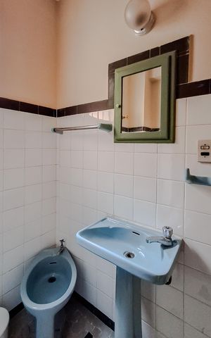 Casa à venda com 199m², 3 quartos e 1 vagaBanheiro (Casa 2)