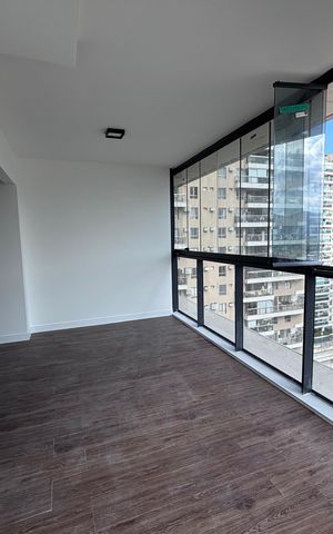 Apartamento para alugar com 99m², 2 quartos e 1 vaga Apartamento para alugar com 99m², 2 quartos e 1 vagaVaranda