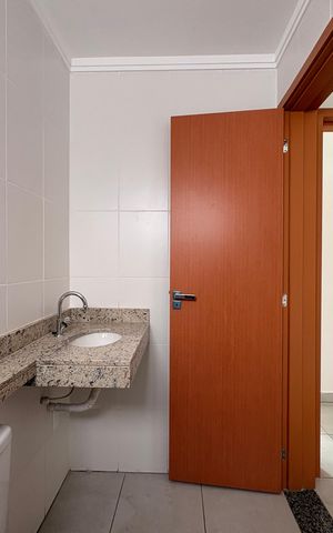 Apartamento à venda com 94m², 2 quartos e 1 vaga Apartamento à venda com 94m², 2 quartos e 1 vagaBanheiro