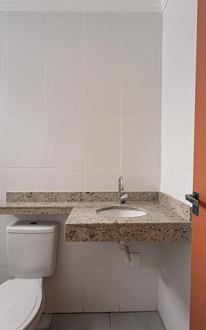 Apartamento à venda com 94m², 2 quartos e 1 vaga Apartamento à venda com 94m², 2 quartos e 1 vagaBanheiro