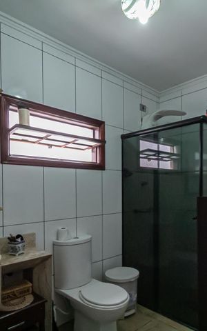 Casa à venda com 154m², 3 quartos e 3 vagasBanheiro da Suíte