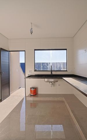 Casa para alugar com 110m², 3 quartos e 2 vagasCozinha