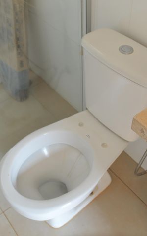 Casa de condomínio para alugar com 310m², 3 quartos e 3 vagasBanheiro 2