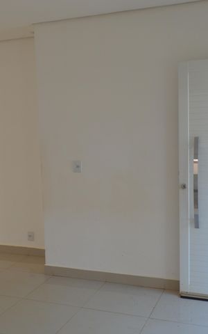 Casa de condomínio para alugar com 310m², 3 quartos e 3 vagasSala