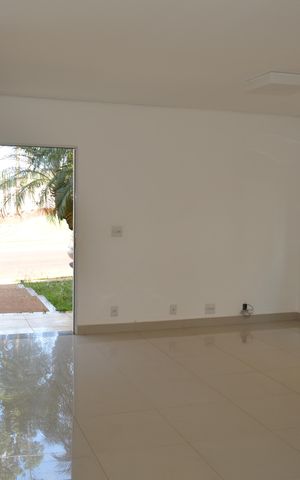 Casa de condomínio para alugar com 310m², 3 quartos e 3 vagasSala
