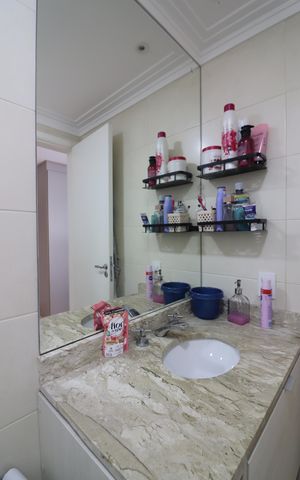 Apartamento à venda com 196m², 3 quartos e 2 vagasSuíte 1 Banheiro 