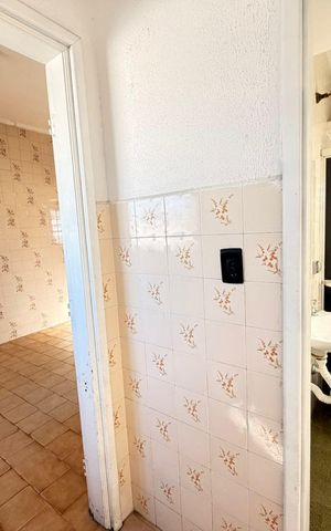 Casa à venda com 398m², 5 quartos e 4 vagas Casa à venda com 398m², 5 quartos e 4 vagasSala