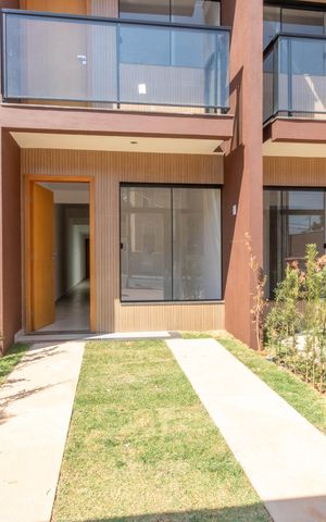 Casa à venda com 99m², 3 quartos e 1 vagaFachada