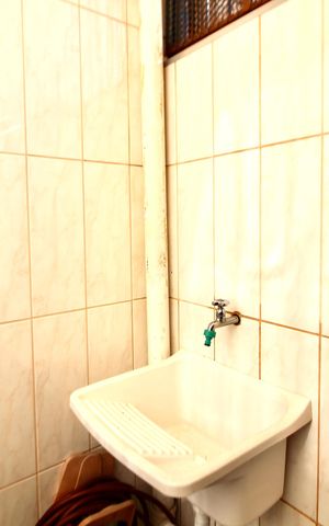 Casa à venda com 71m², 2 quartos e 2 vagas Casa à venda com 71m², 2 quartos e 2 vagasÁrea de serviço