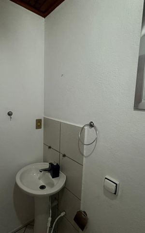 Casa para alugar com 160m², 3 quartos e 2 vagas Casa para alugar com 160m², 3 quartos e 2 vagasBanheiro da Suíte