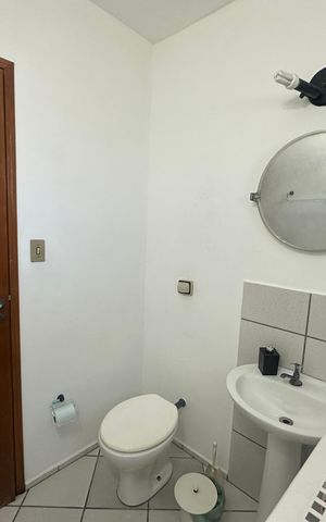 Casa para alugar com 160m², 3 quartos e 2 vagas Casa para alugar com 160m², 3 quartos e 2 vagasBanheiro 1