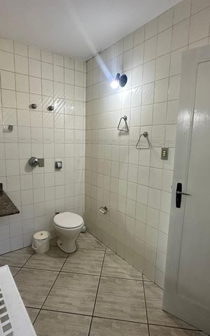 Casa para alugar com 160m², 3 quartos e 2 vagas Casa para alugar com 160m², 3 quartos e 2 vagasBanheiro 1