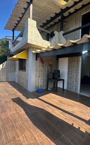 Casa para alugar com 160m², 3 quartos e 2 vagas Casa para alugar com 160m², 3 quartos e 2 vagasVaranda da Sala