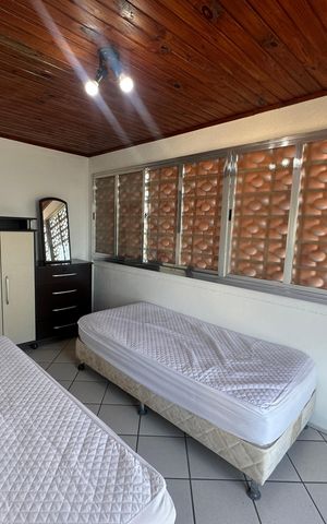 Casa para alugar com 160m², 3 quartos e 2 vagas Casa para alugar com 160m², 3 quartos e 2 vagasQuarto 4 Suíte