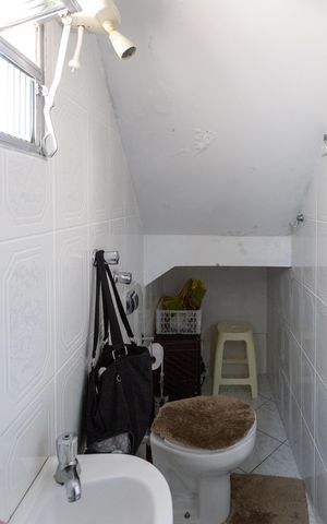 Casa para alugar com 125m², 4 quartos e 4 vagasBanheiro do Quarto da Area de Serviço
