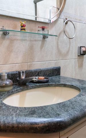 Casa para alugar com 125m², 4 quartos e 4 vagasBanheiro social