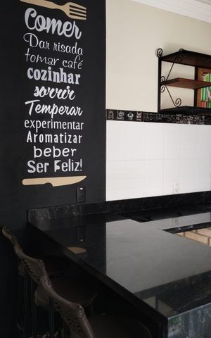 Casa de condomínio para alugar com 211m², 3 quartos e 2 vagas
