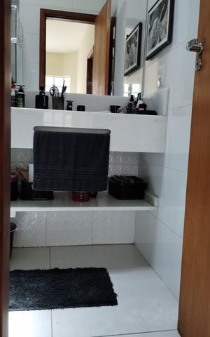 Casa de condomínio para alugar com 211m², 3 quartos e 2 vagas