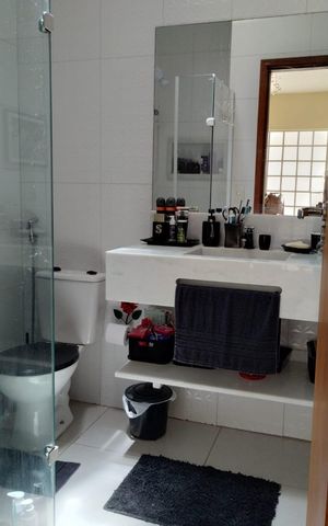 Casa de condomínio para alugar com 211m², 3 quartos e 2 vagas