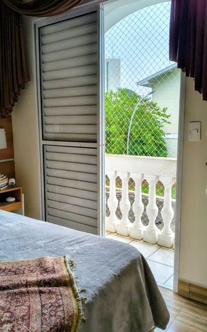 Casa de condomínio para alugar com 211m², 3 quartos e 2 vagas