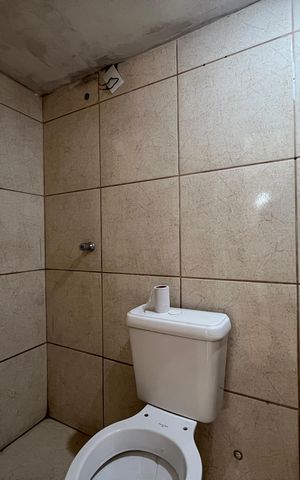 Studio para alugar com 45m², 1 quarto e sem vaga Studio para alugar com 45m², 1 quarto e sem vagaBanheiro Social